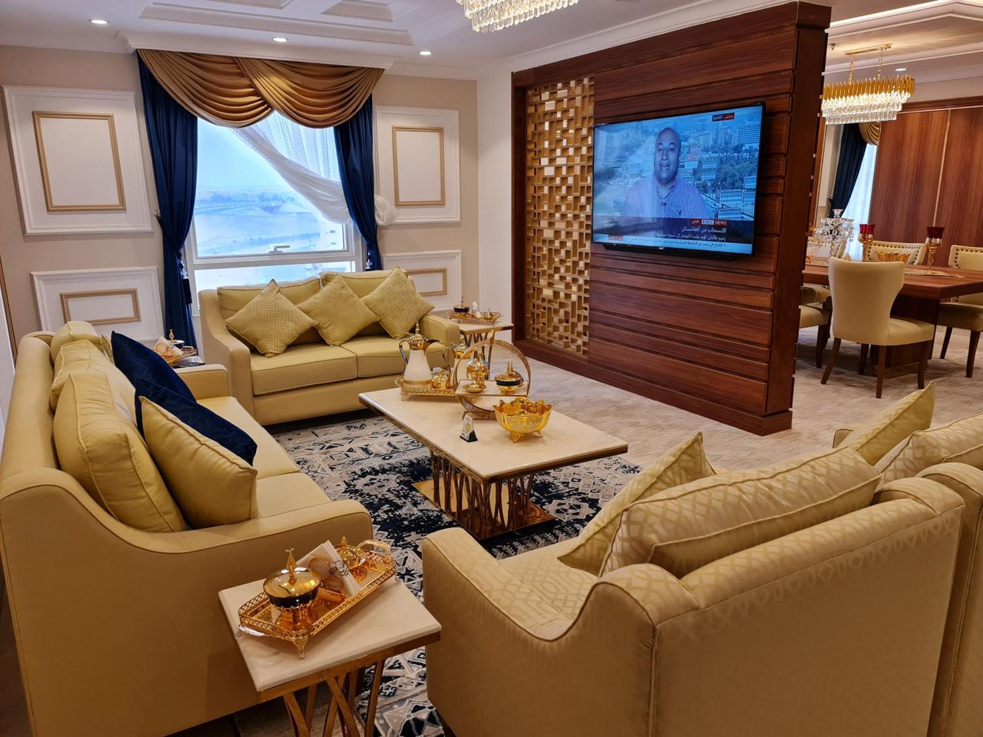 Holiday Villa Hail Ngoại thất bức ảnh