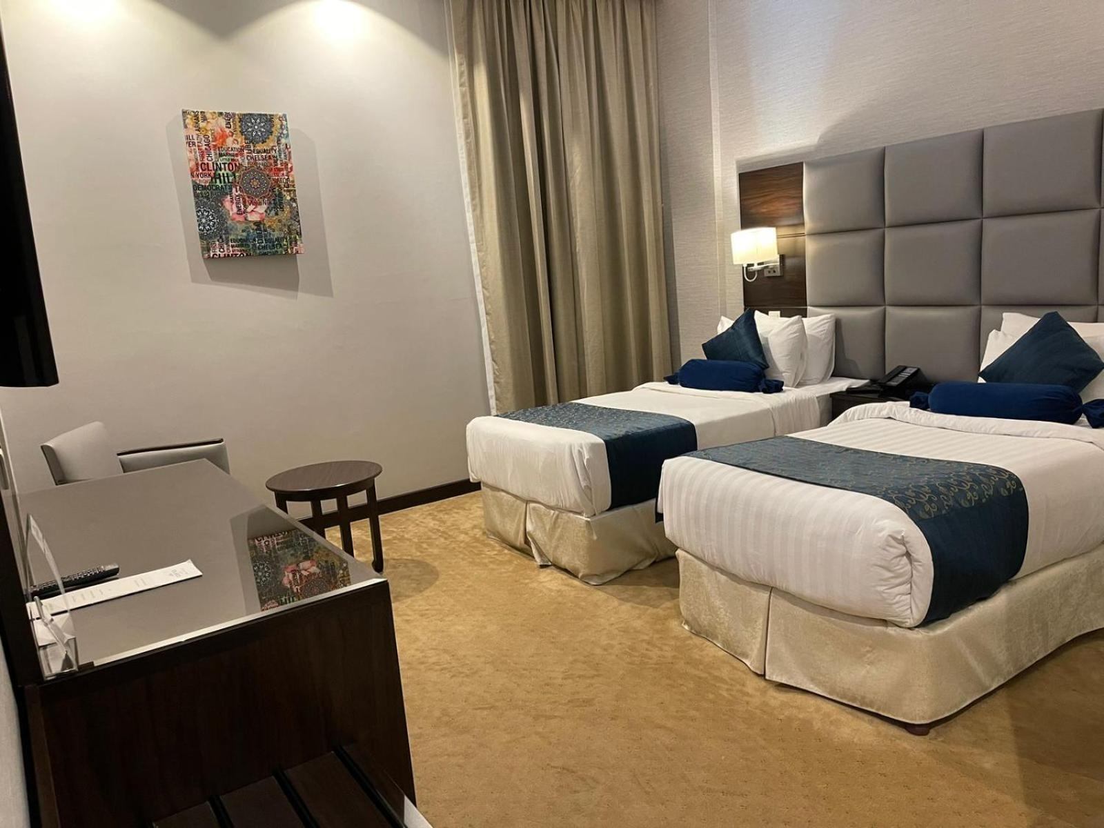 Holiday Villa Hail Ngoại thất bức ảnh