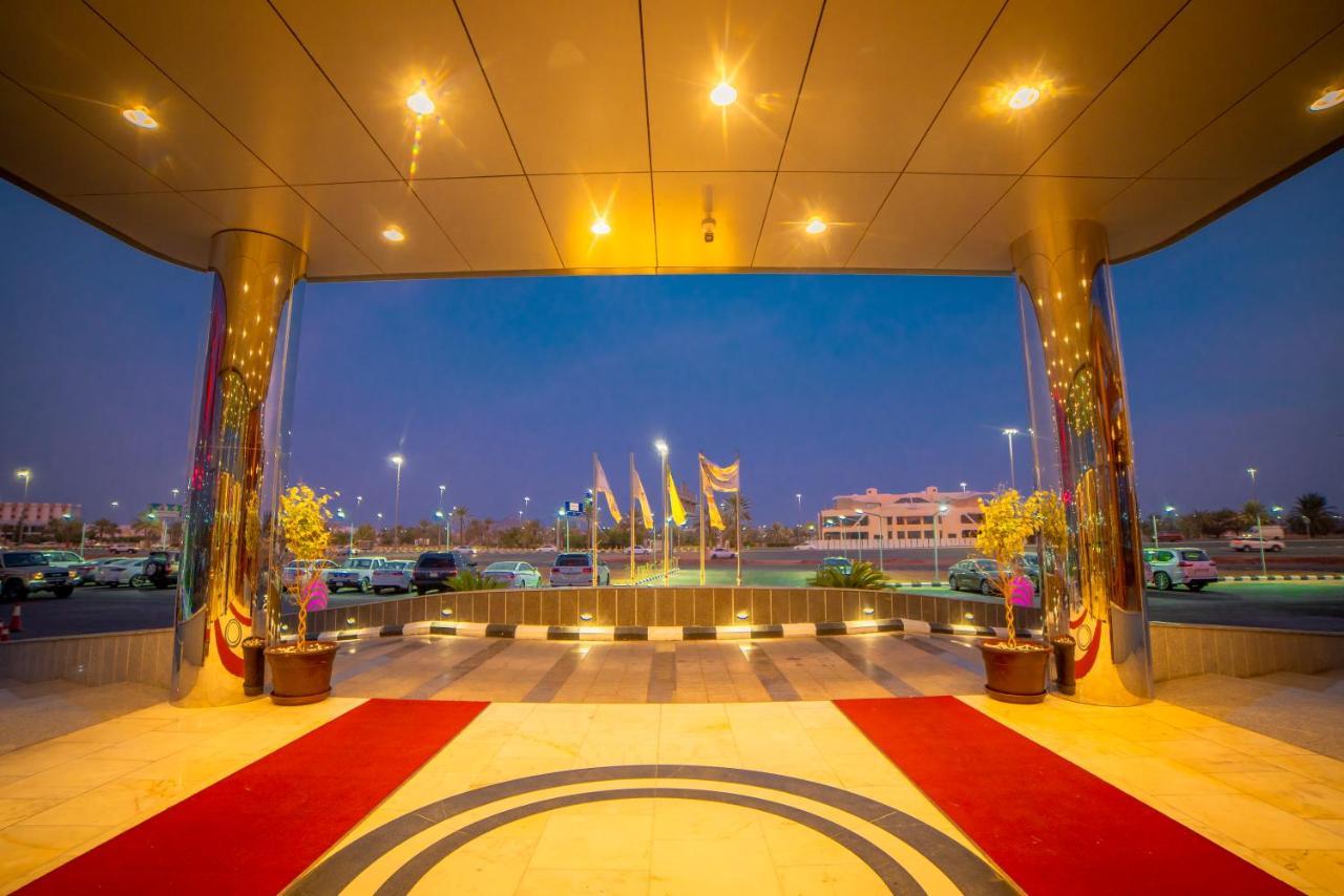 Holiday Villa Hail Ngoại thất bức ảnh